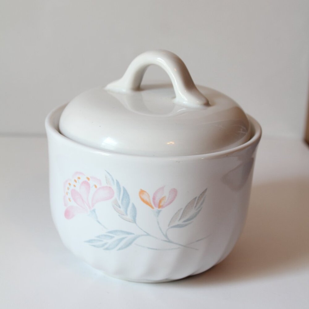 Corelle Pink Trio Sugar Bowl/Dish With Lid